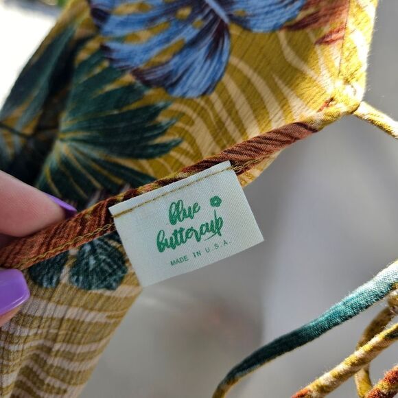 Blue buttercup rompers - Picture 2 of 5